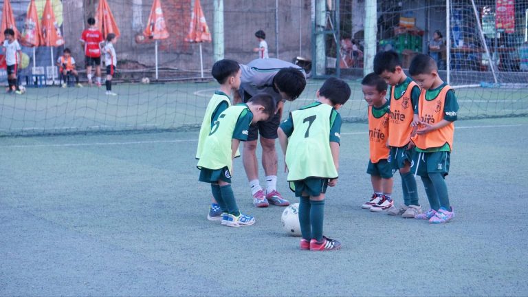 Nền tảng quan trọng đến từ môi trường học tập mà trẻ được trải nghiệm và học hỏi